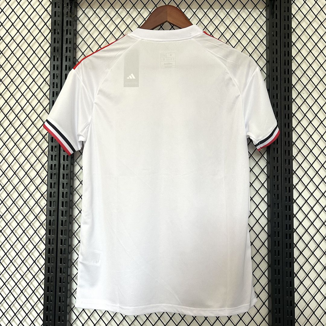 MAILLOT CONCEPT MANCHESTER UNITED 2025/2026