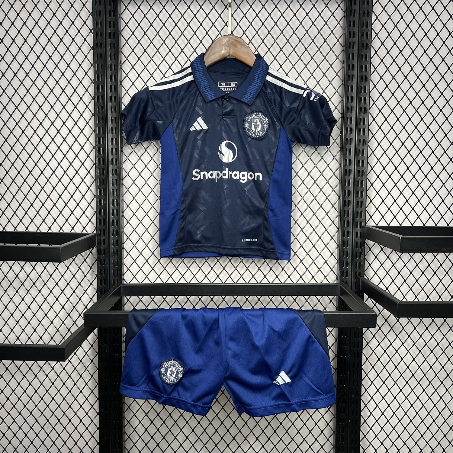 Ensemble Enfant MANCHESTER UNITED 2024/2025